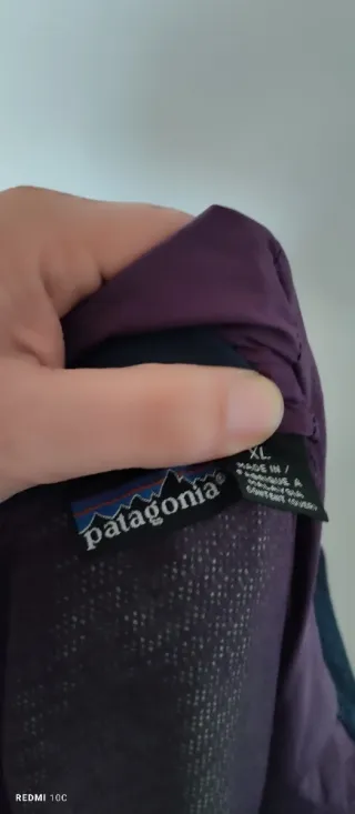 Giacca a vento Patagonia verde oliva