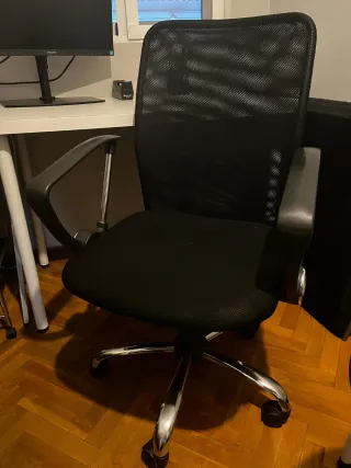 Escritorio y Silla Oficina