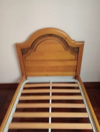 2 Camas de Madera Maciza