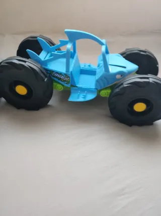 Coche Goo Jit Zu Tiburón