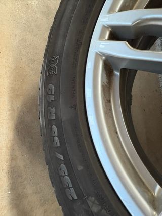 Llantas Porsche 19' con Michelin 235/55R19