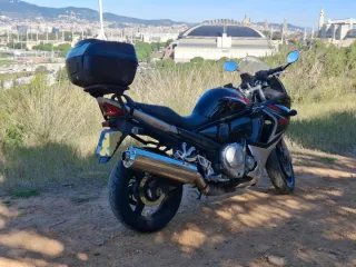 Suzuki GSX-F 650 Negra/Plata