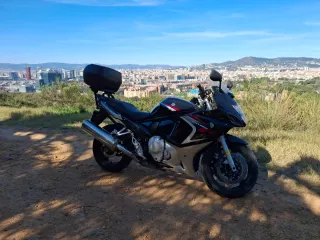 Suzuki GSX-F 650 Negra/Plata