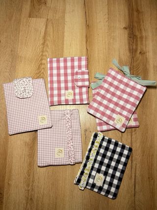 Custodia per e-reader con stampa floreale