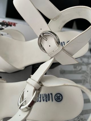 Sandali Lora Ferres bianchi tacco donna