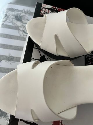 Sandali Lora Ferres bianchi tacco donna