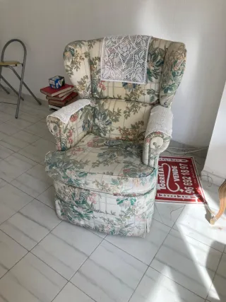 2 Sillones Orejeros Florales