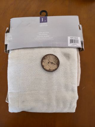 Lush Decor Cortina de Ducha de Lino con Botones, diseño Plisado de Bloque de Color con Detalle de botón de Coco, Accesorio de ba