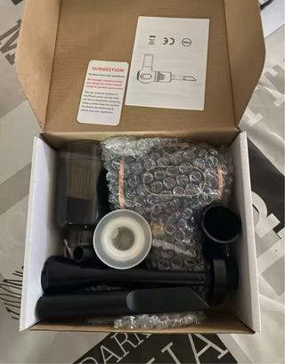 Aspiradora de mano COMPLETAMENTE NUEVA