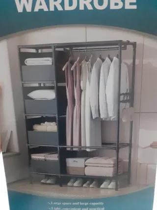 Organizzatore guardaroba con cassetti e appendiabi