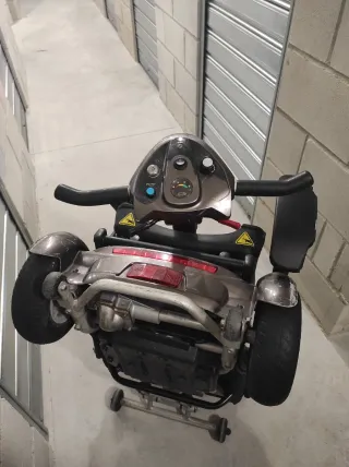 Silla de ruedas eléctrica scooter