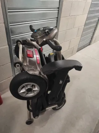 Silla de ruedas eléctrica scooter