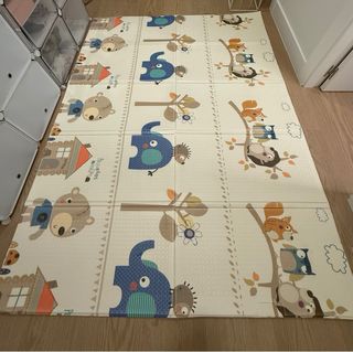 Alfombra infantil reversible acolchada y plegable