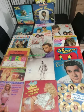 Lot 19 vinilos: Éxitos Internacionales