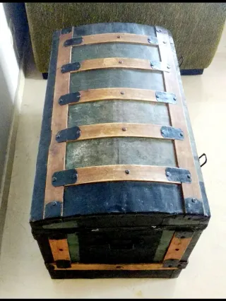 BAÚL ANTIGÜEDADES COLECCIONISTA