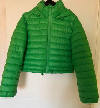 Plumas ligero verde Primark