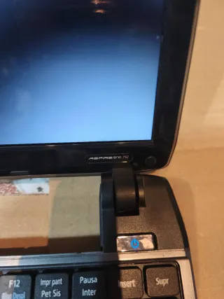 Portátil Acer Aspire One 752