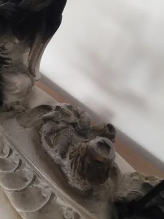 Escultura de pescadores en barca