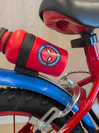 Bicicleta Spiderman 14 pulgadas con ruedines