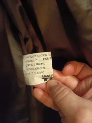 Abrigo de piel auténtica Mercapiel .