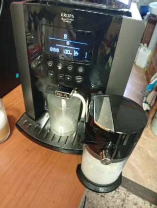 Cafetera Krups Quattro Force