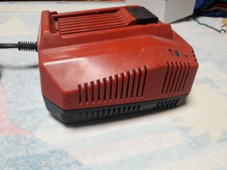 Caricabatteria HILTI C4/36-350 Li-ion CPC