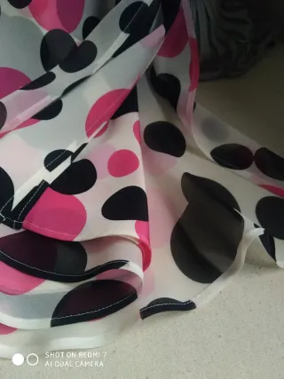 Falda Escada Talla 40-42 . Rosa y Negra. Sin envío