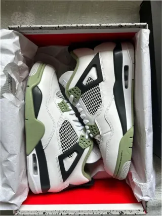 Jordan 4 Retro Seafoam Talla 42