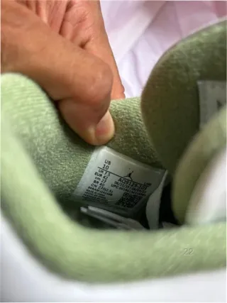 Jordan 4 Retro Seafoam Talla 42