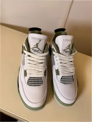 Jordan 4 Retro Seafoam Talla 38