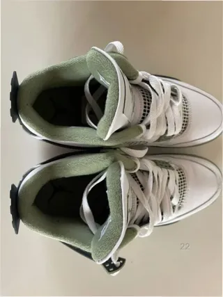 Jordan 4 Retro Seafoam Talla 41