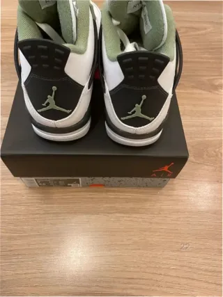 Jordan 4 Retro Seafoam Talla 38