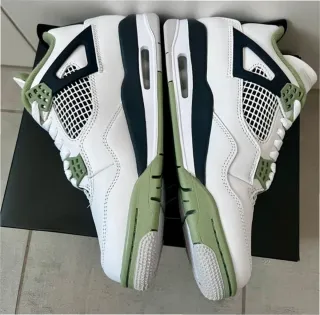 Jordan 4 Retro Seafoam Talla 39