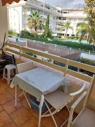 Piso en venta en La Carihuela en Torremolinos