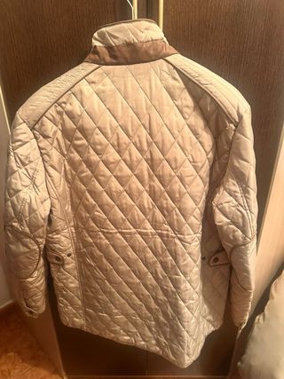 Chaquetón acolchado beige