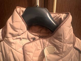 Chaquetón acolchado beige