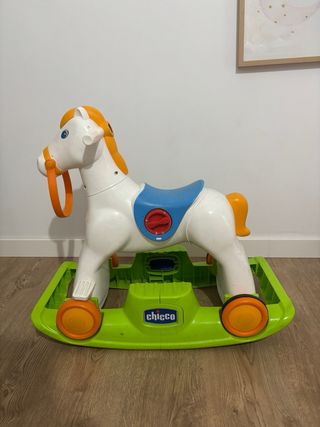 Cavallo a dondolo Chicco