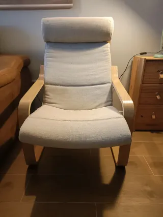 Butaca Poäng Ikea Madera y Tela Beige