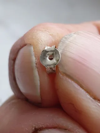 Orecchini cammeo fiore argento 925 per bambine.