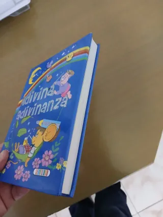 ADIVINA, ADIVINANZA (Spanish Edition)