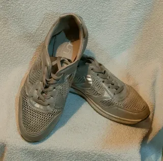 Zapatillas Rejilla Plateadas