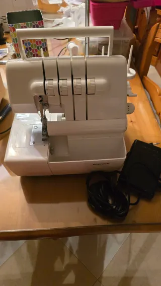 Remalladora / Overlolock SilverCrest Son 90 A1