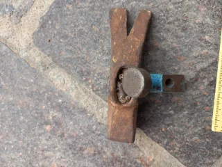 Lotto 2 antichi martelli