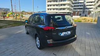 Opel Zafira Tourer 2015