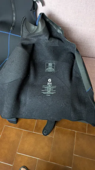 Traje de neopreno Mares para buceo