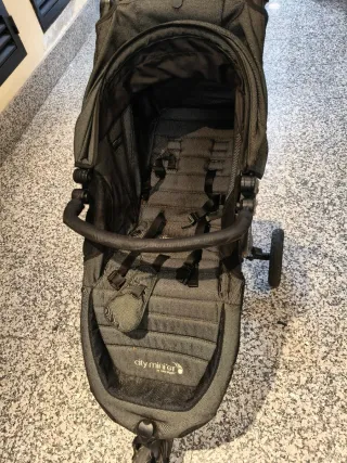 Silla de paseo Baby Jogger City Mini GT