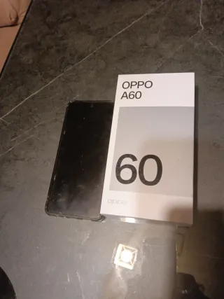 Móvil Oppo A60 Negro