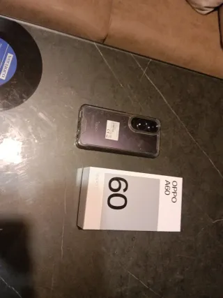 Móvil Oppo A60 Negro