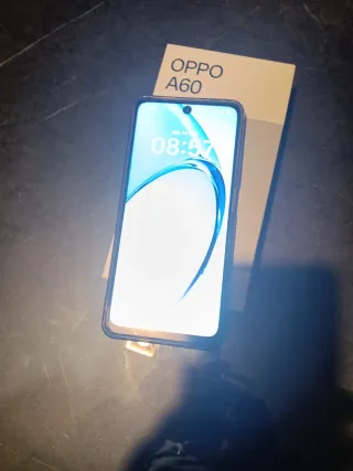 Móvil Oppo A60 Negro