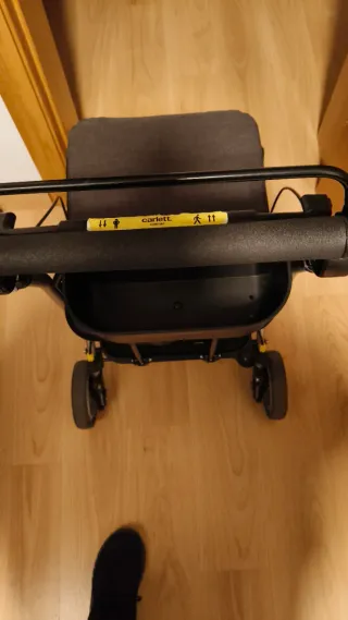 Andador carrito con asiento plega. Para mayores